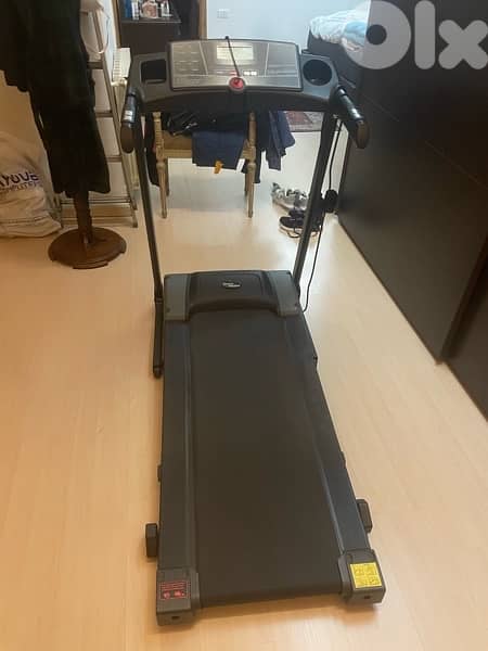 SportsMaster Treadmill MI100A 6