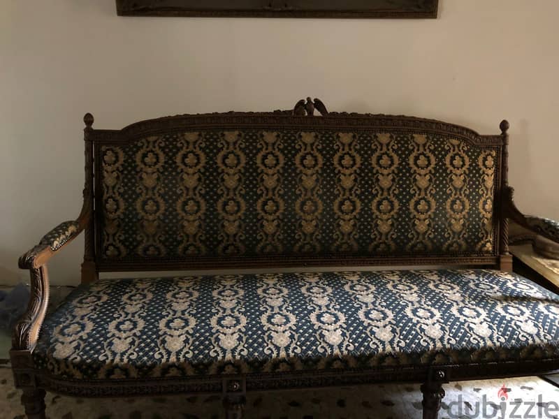 Difficult to replicate woodcrafted furniture in Tripoli 1972 0