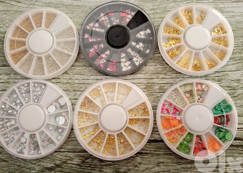 Gorgeous manicure and pedicure decoration box 2