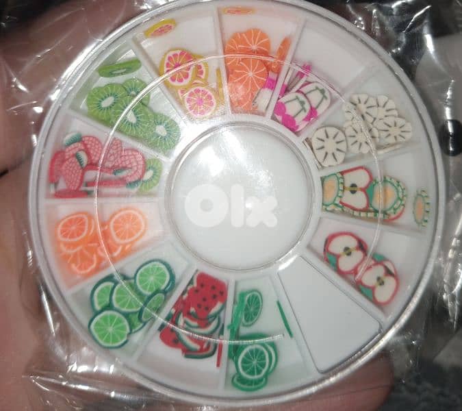 Gorgeous manicure and pedicure decoration box 4