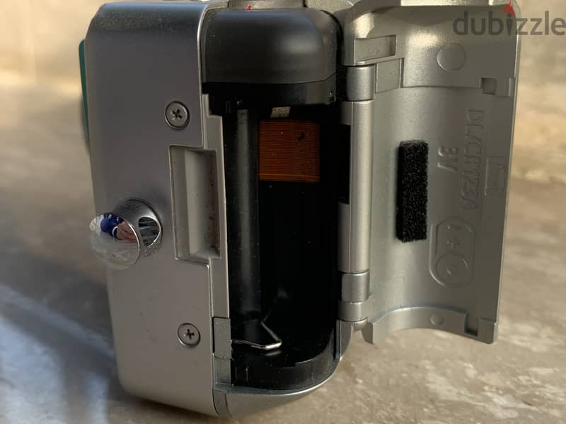 Samsung & Canon Instant cameras 10