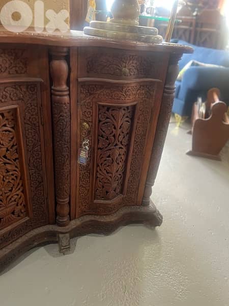 dersoir antique engraved solid wood 2