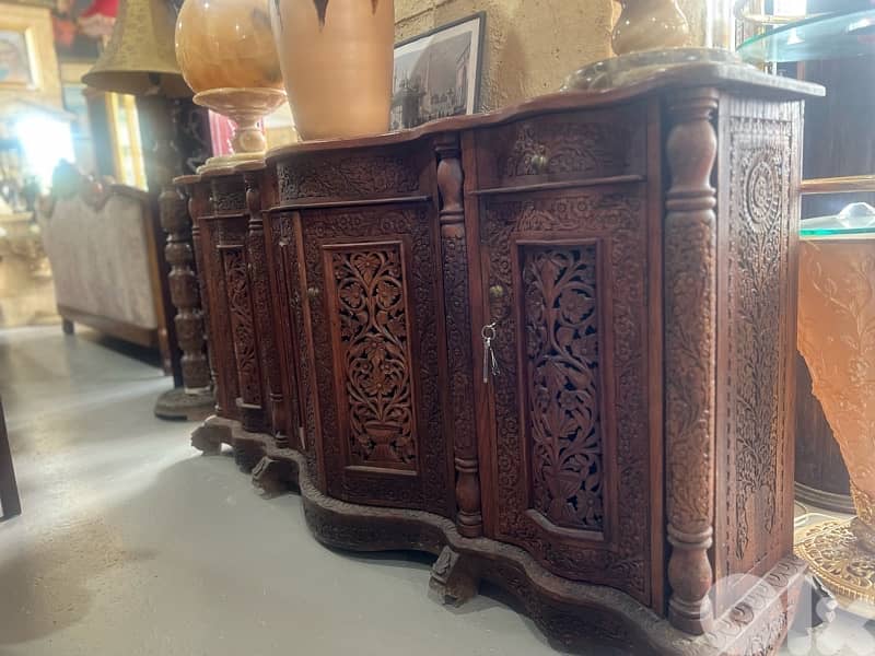 dersoir antique engraved solid wood 4