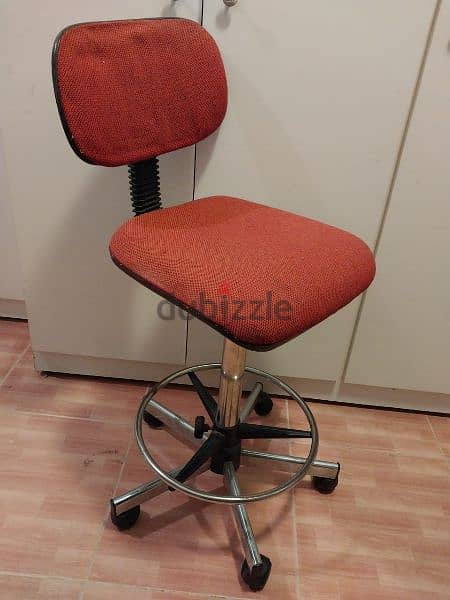 Table and chair for architecture 3