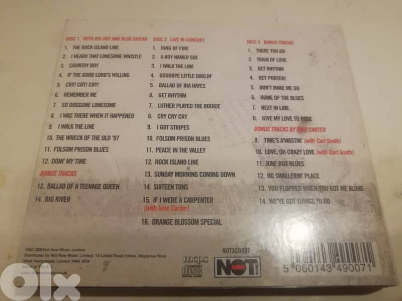 Johnny Cash best of 3cds set  as new 2