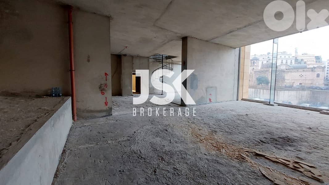 L15088-Core & Shell 400 SQM Shop for Rent in Down Town 0