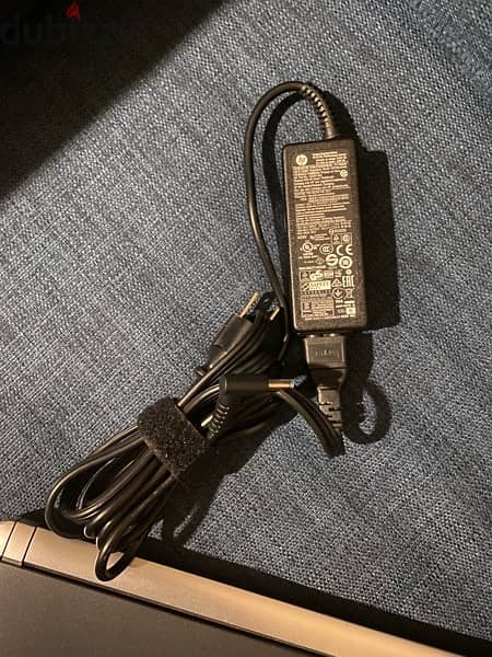 hp 430 G3 i5 6th (16gb ram) 5