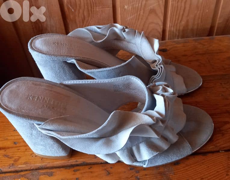 New Kenneth cole 37 1