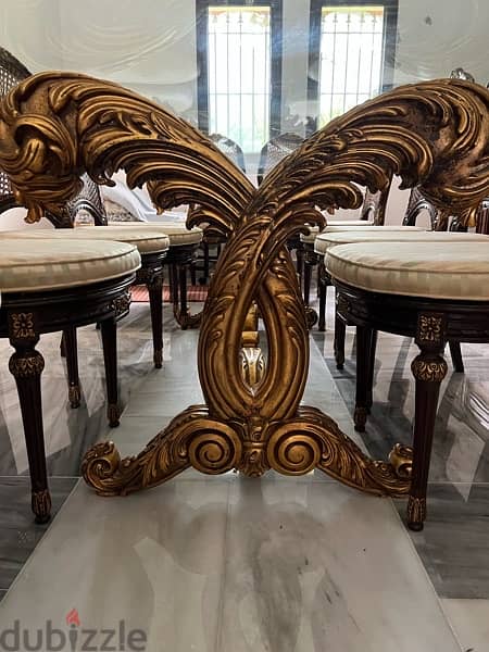 full Classic dining room exellent condition 1