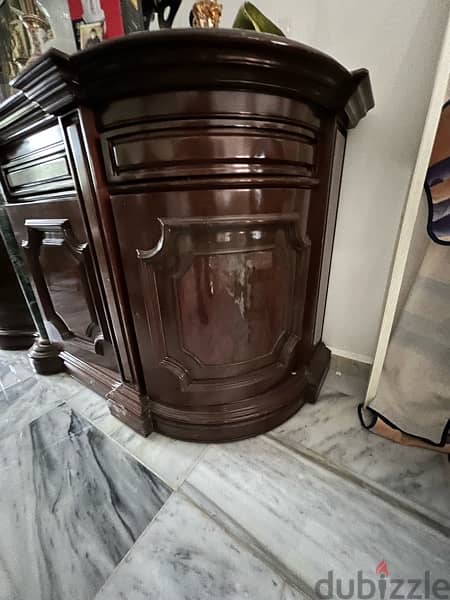 full Classic dining room exellent condition 9