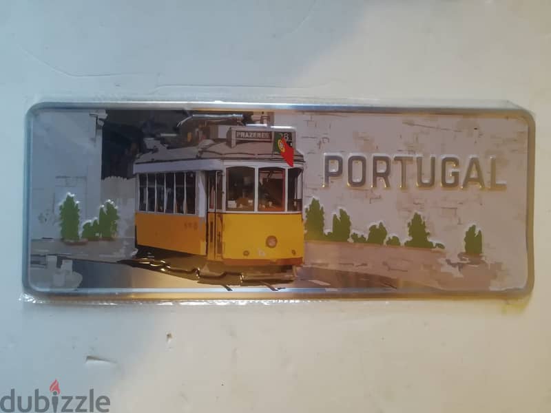 Decorative metal tin plates prices start at 10$ ask for prices 1