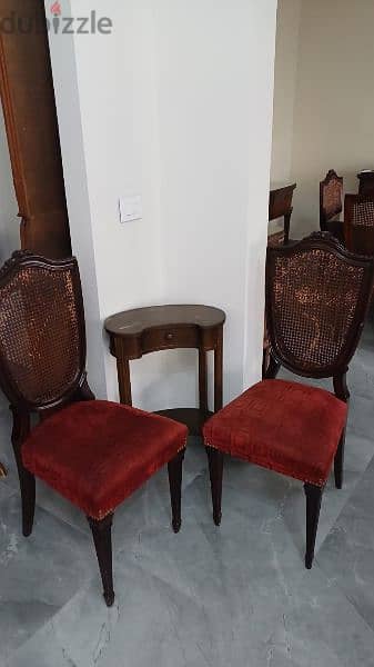 dining room, 12 chairs ,with everything in the pictures. 03273111 6