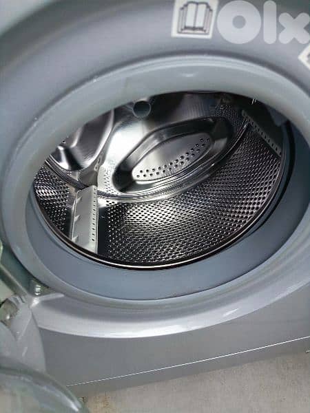 Indesit Washer Dryer Excellent Condition 2