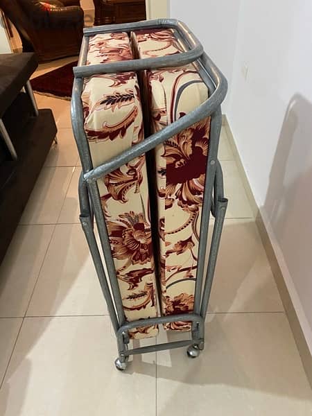 Adjustable single bed 3