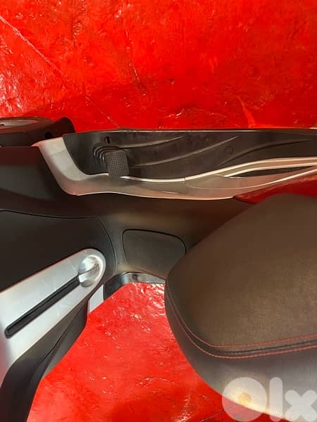 piaggio MP3 300 cc 7