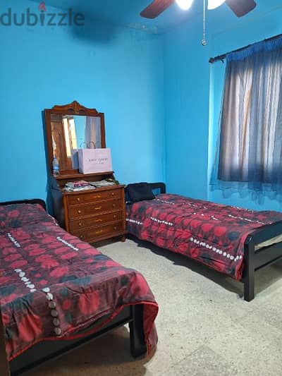 سكن لبنت مجاني مقابل الاهتمام بالشقة