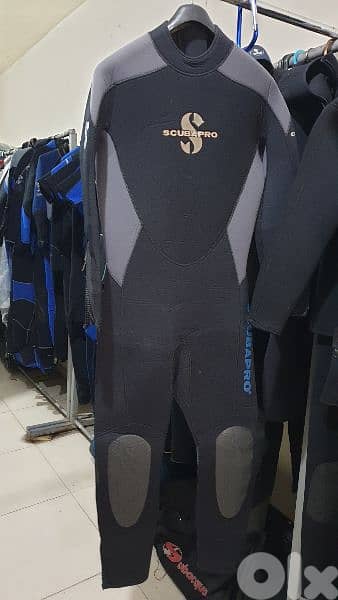 scubapro 5mm full body+  5mm 4