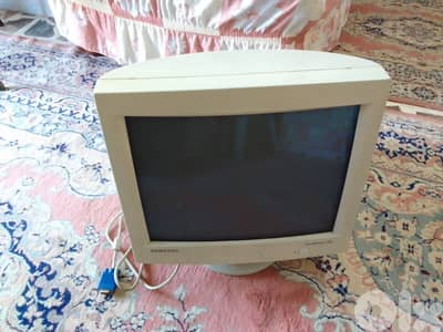 Screen + ups + keyboard