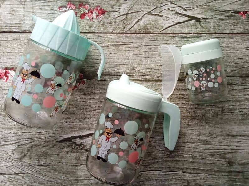 blue kitchen utensils 5