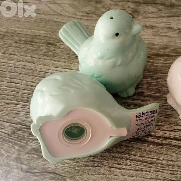 blue kitchen utensils 7