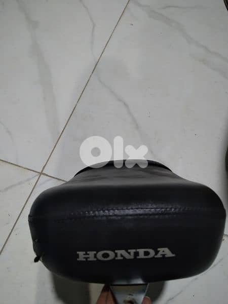 Bmw seat and Harley Davidson honda suzuki piaggio aprilia hero 11