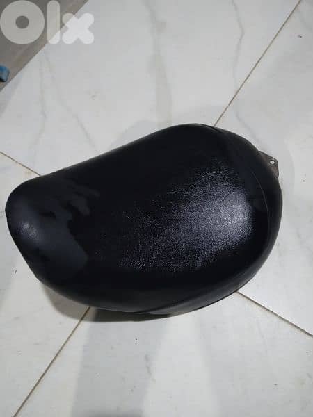 Bmw seat and Harley Davidson honda suzuki piaggio aprilia hero 17