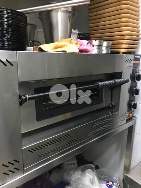 Kitchen & bar equipment for sale in great condition. 10