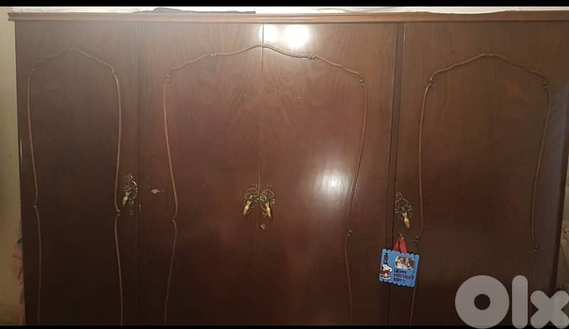 غرفه  نوم  انتيكه تختين مفرد ونصف 0