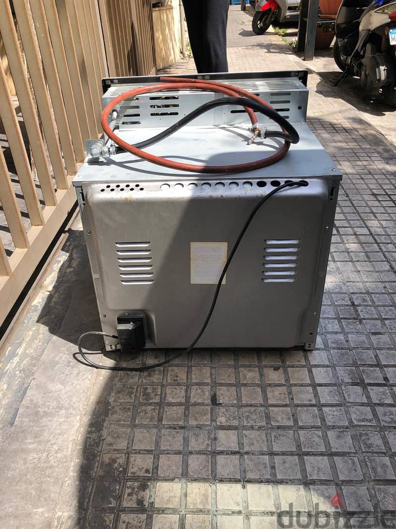 France Hob white 60CM + France Oven 60CM Gas white like new 1