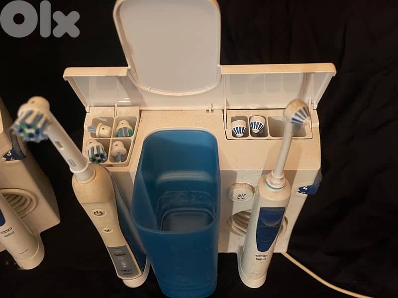 BRAUN Oral B water floss and tooth brush 3