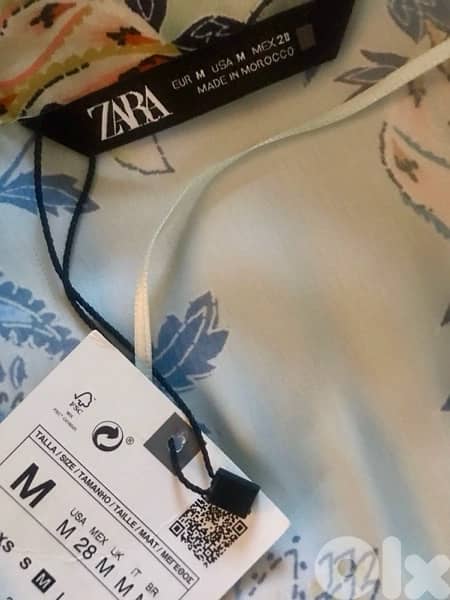 New ZARA  green floral blouse medium size 2