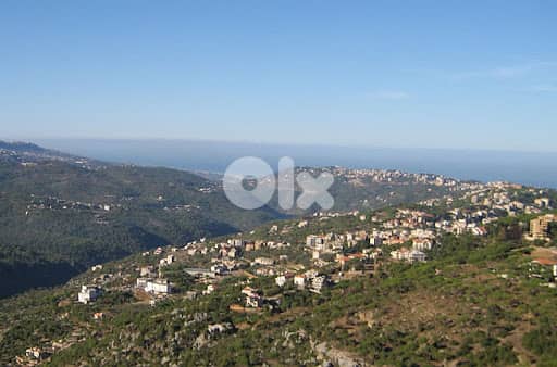 HIGH-END VILLA IN BAABDATH PRIME (420SQ) WITH GARDEN , (BB-172) 0