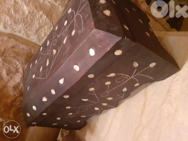 صندوق خشب مصدف انتيك 3