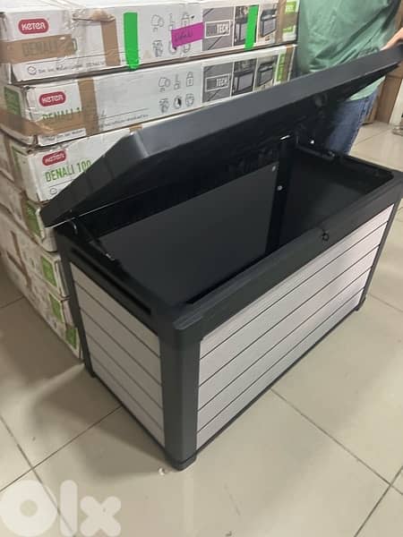 new storage box 380l 1