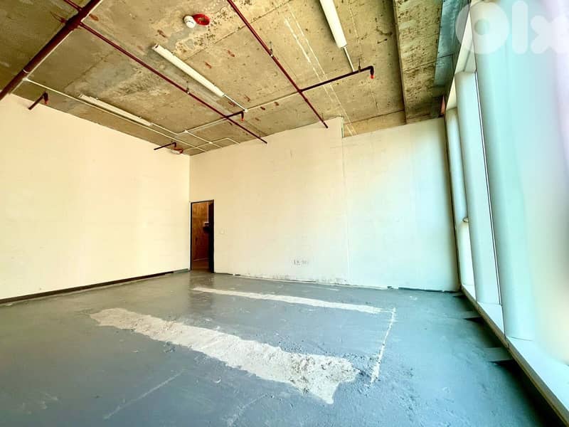 JH24-3407 Office 120m for rent in Achrafieh, $ 1,600 cash 0