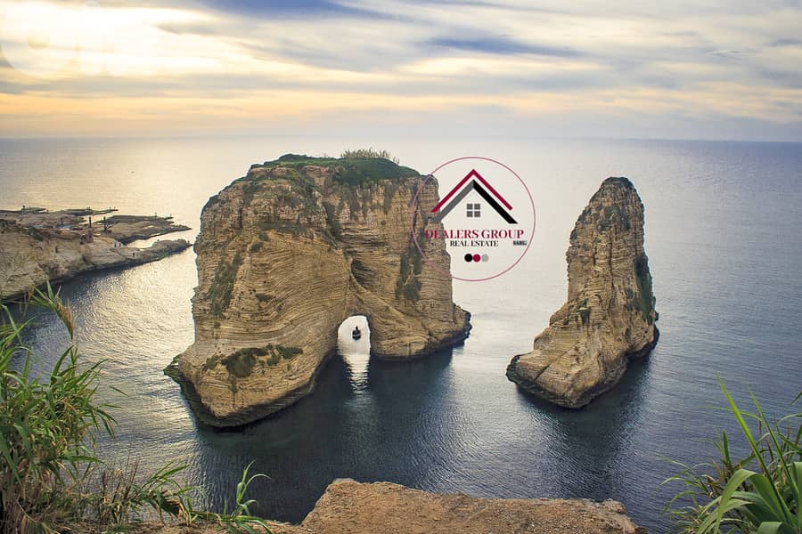 Showroom/Shop for sale in Raouche in a Prime Location 0