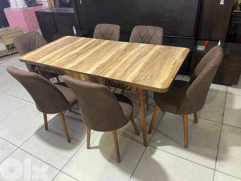 طاولة سفرة تركية كتير نظيفة 0