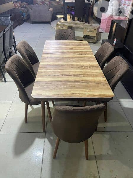 طاولة سفرة تركية كتير نظيفة 2