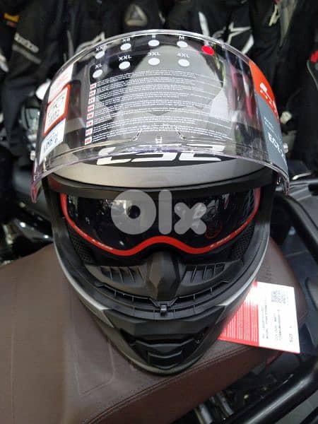 Helmet Ls2 storm II duel visor weight 1500 sizes xxxL,xL,L 5