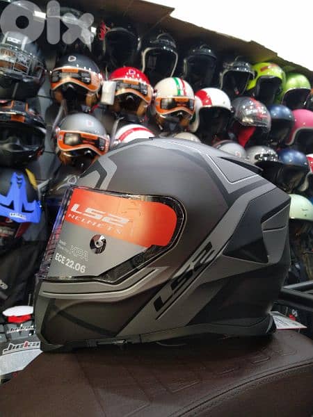 Helmet Ls2 storm II duel visor weight 1500 sizes xxxL,xL,L 8