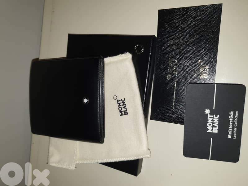 Montblanc leather wallet/ 5 cc holder 0