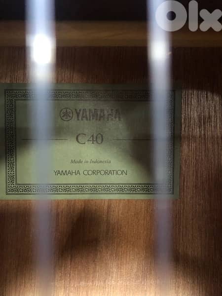 Yamaha classic guitar غيتار كلاسيك ياماها 2
