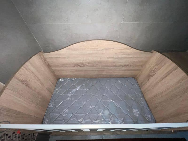 سرير اطفال جديد 5