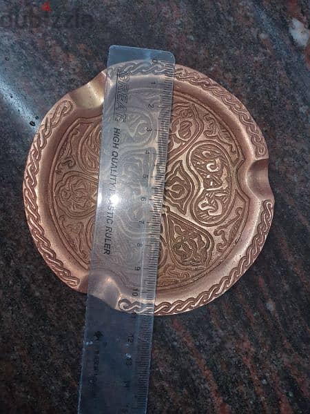 4 copper ashtrays 3