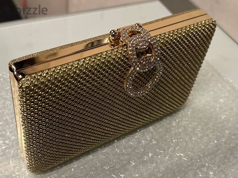 Hand and showlder bag; gold color and high quality. sac 2
