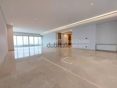 Luxurious | 24/7 Electricity | Prime Location !