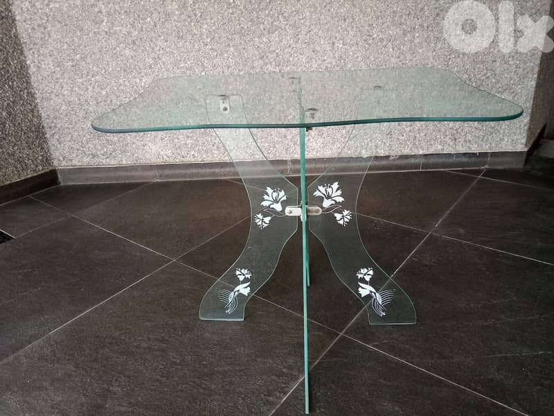 طاولة زجاج مستطيلة الشكل 0