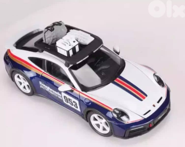 Porsche 911(992) Dakar diecast car model 1:24. 3