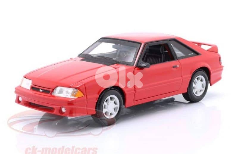 Ford Mustang SVT Cobra '93 diecast car model 1:24 0