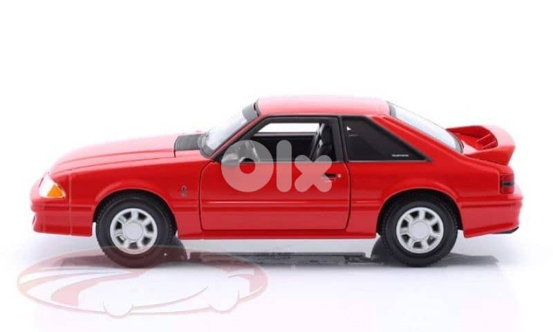 Ford Mustang SVT Cobra '93 diecast car model 1:24 1